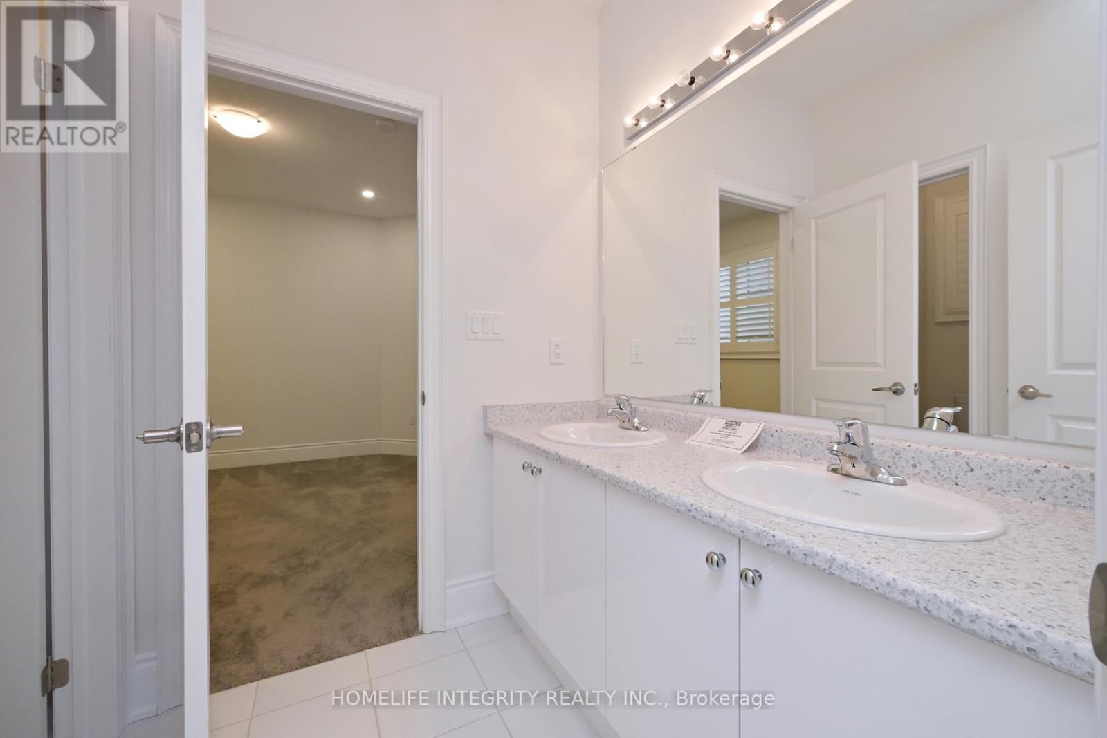 1144 WICKHAM ROAD - 27