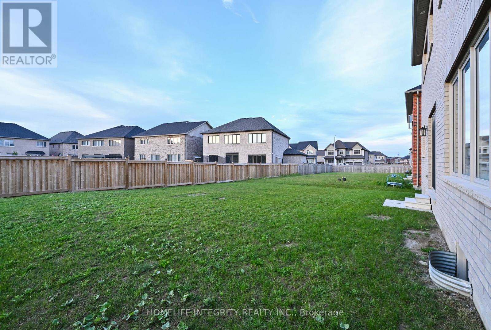 1144 WICKHAM ROAD - 31