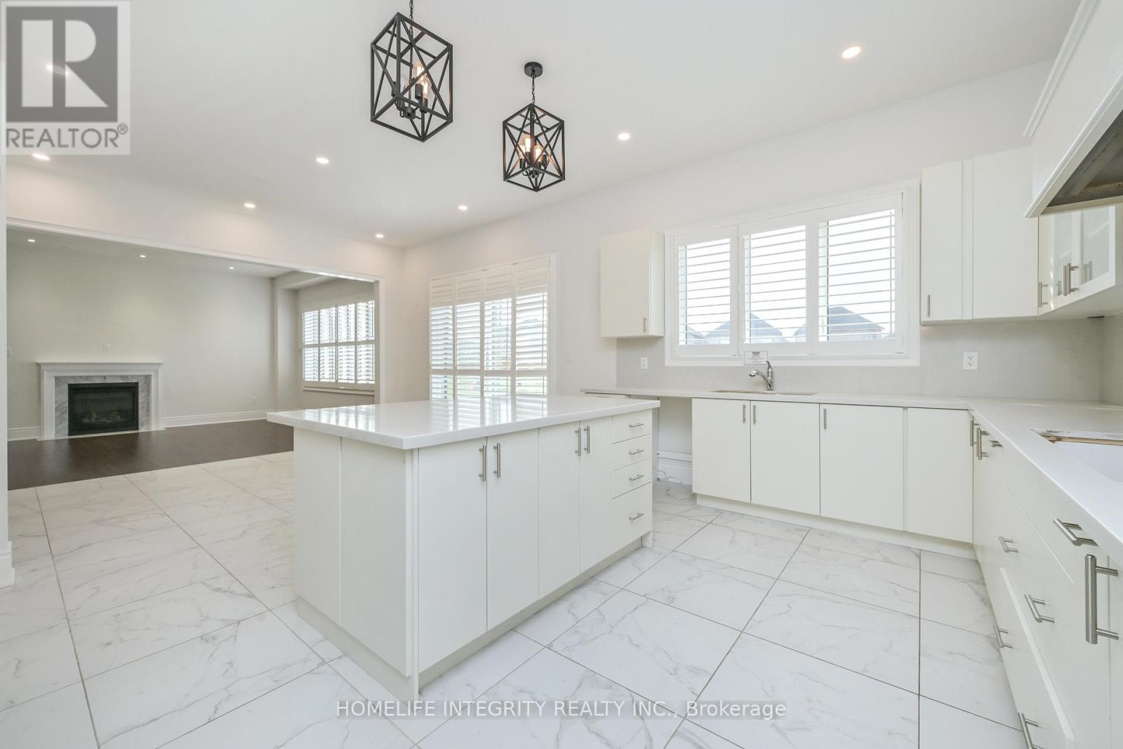 1144 WICKHAM ROAD - 7