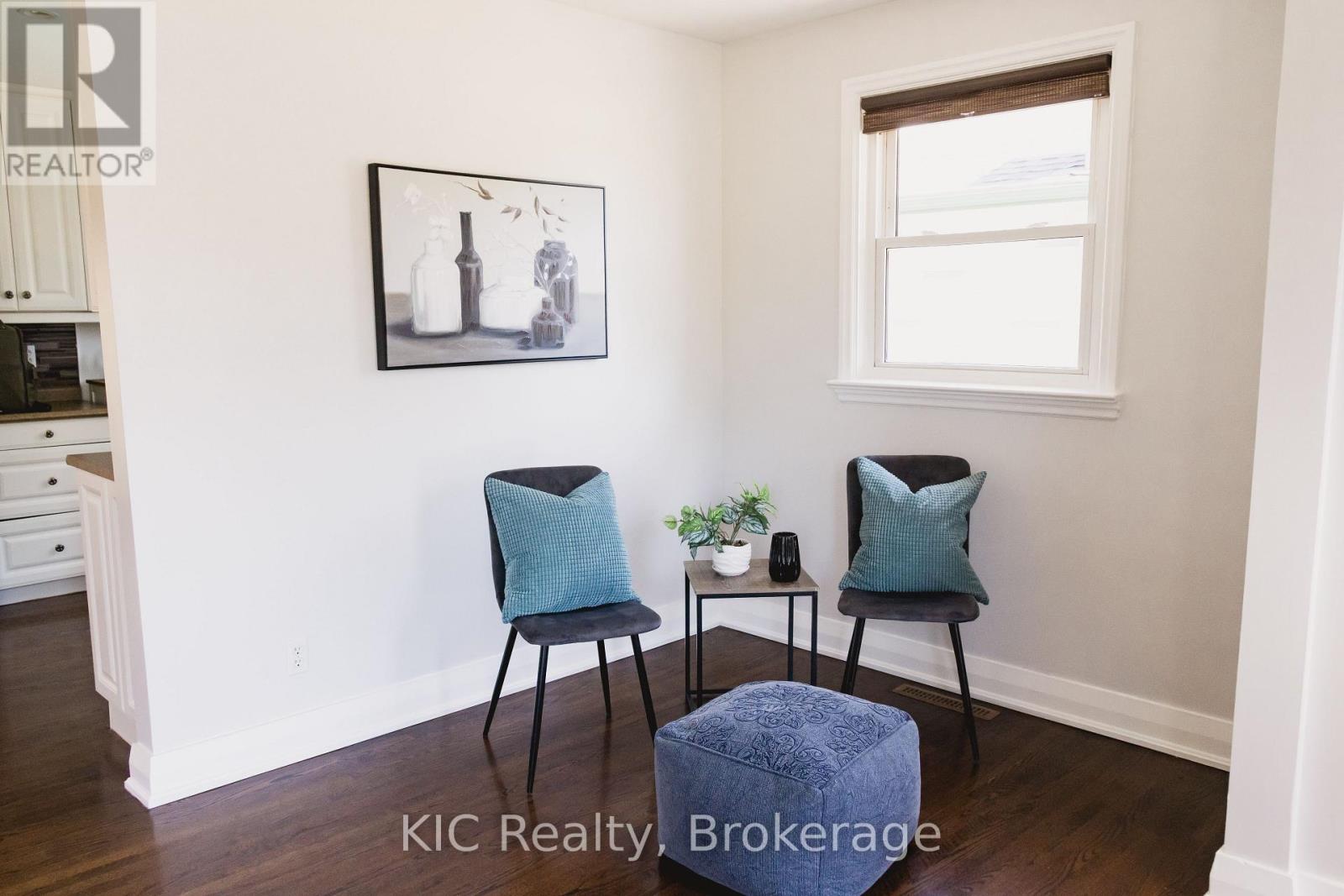 572 SHIRLEY STREET - 5