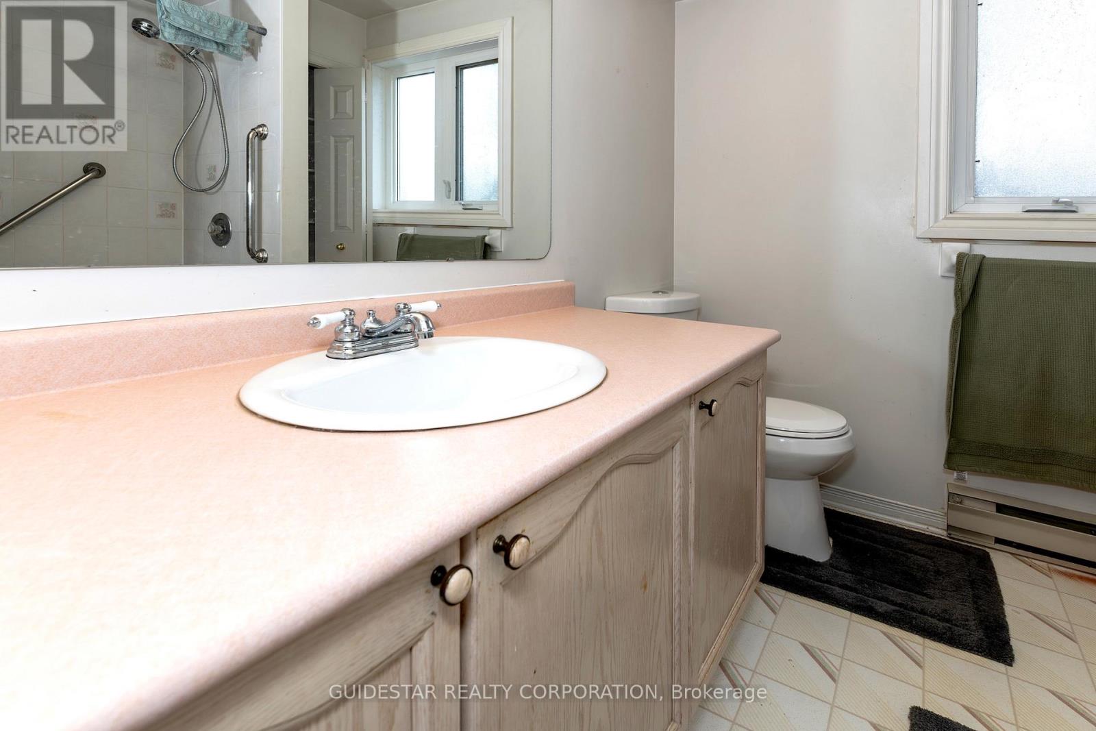 288 BRISTON PRIVATE - 17