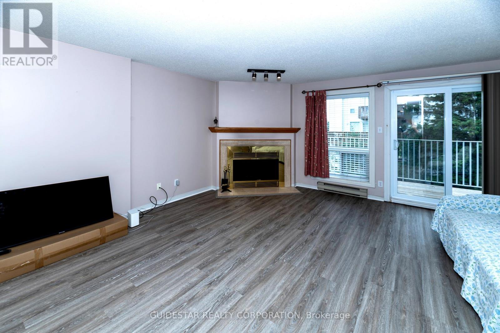 288 BRISTON PRIVATE - 4