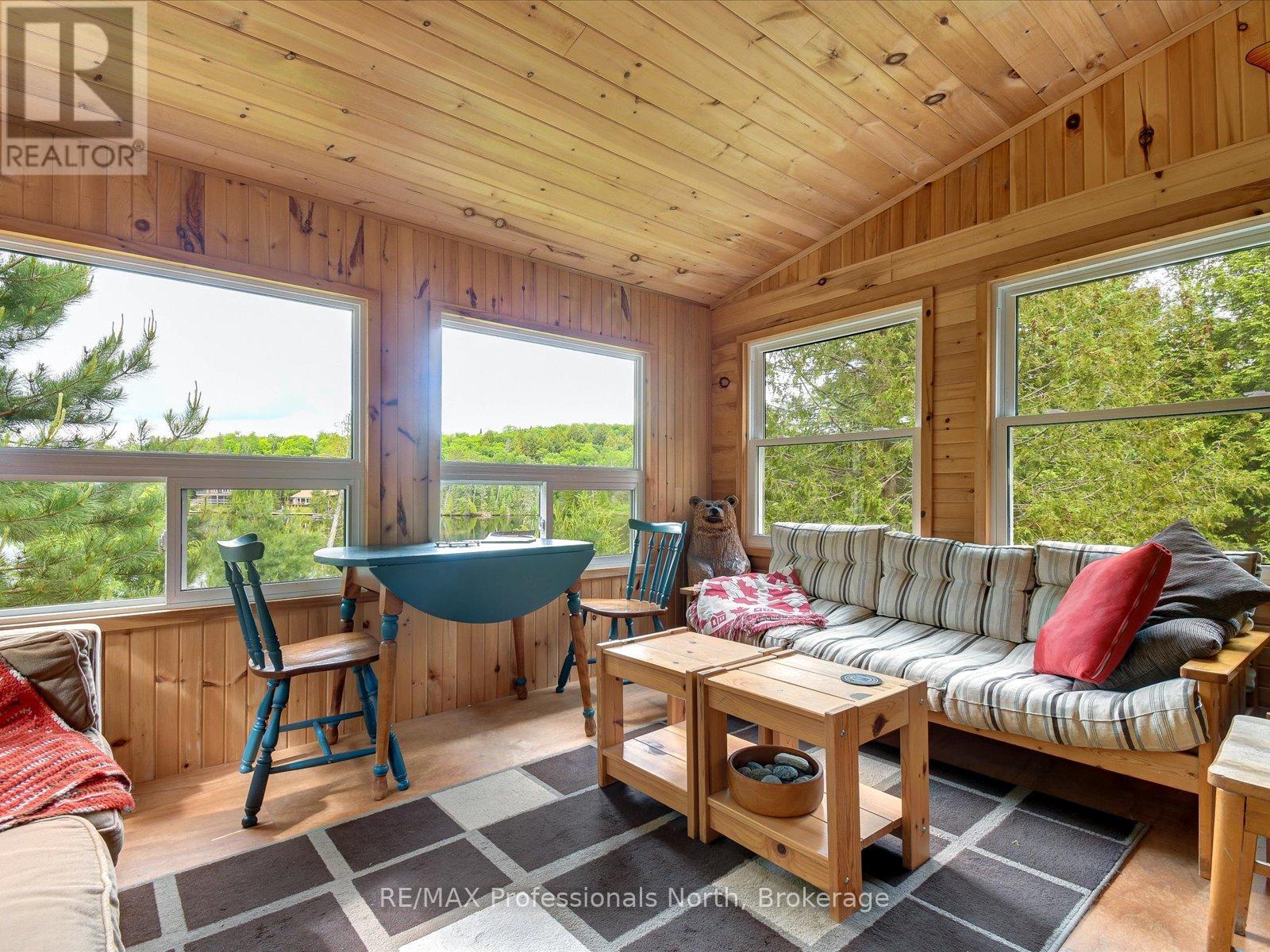 84 LAKESIDE LANE - 26