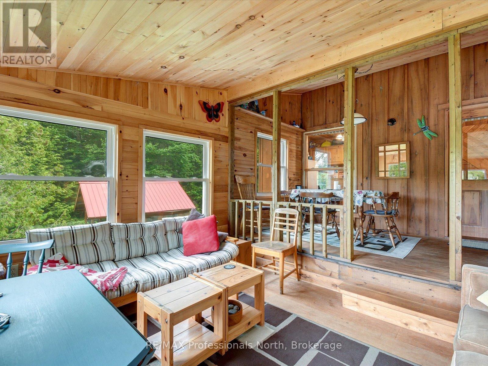 84 LAKESIDE LANE - 27