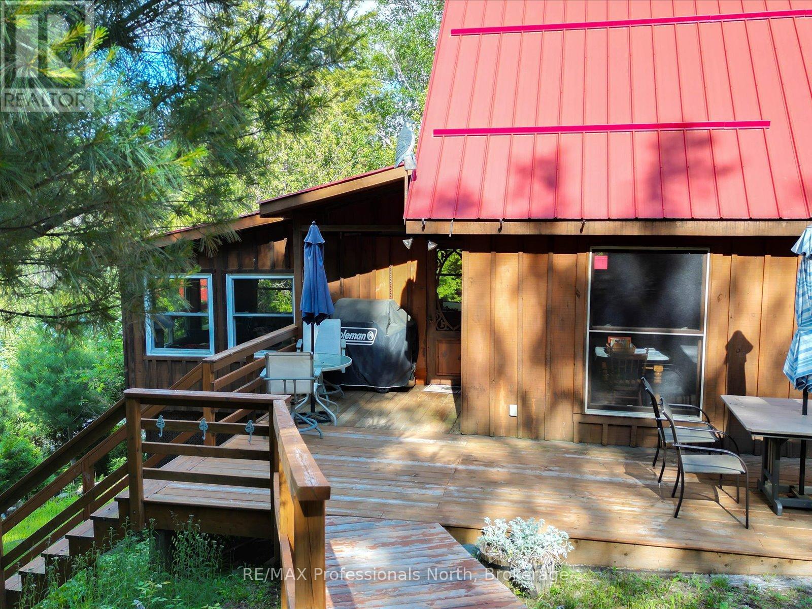 84 LAKESIDE LANE - 29