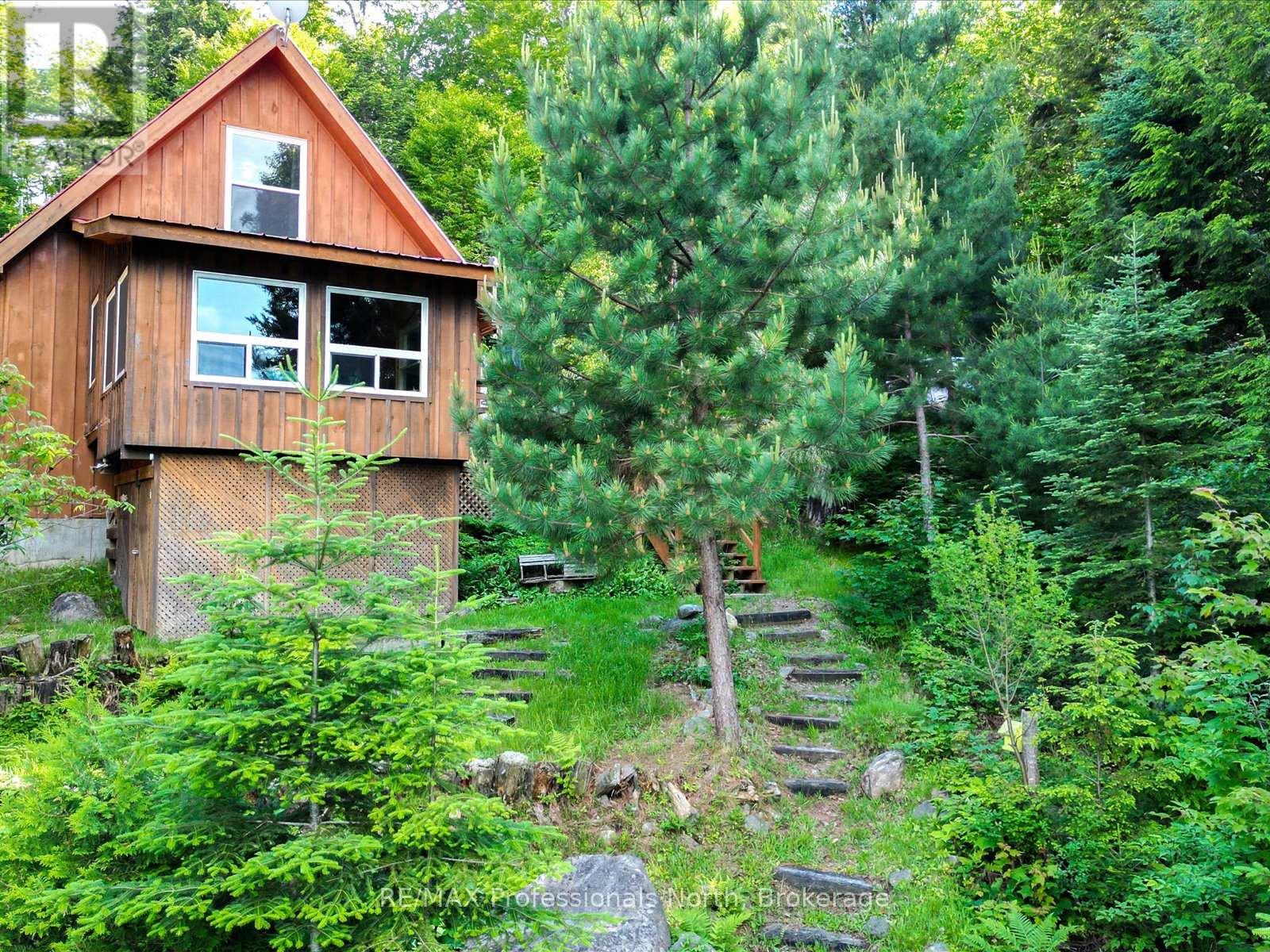 84 LAKESIDE LANE - 31