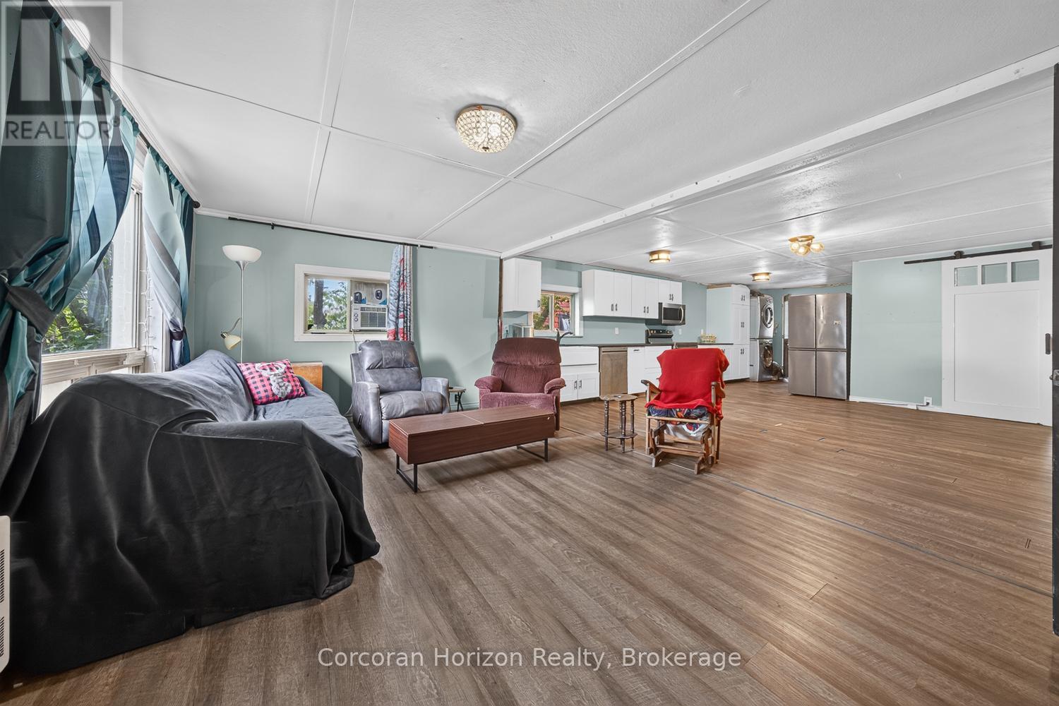 20 PARRY SOUND ROAD - 10