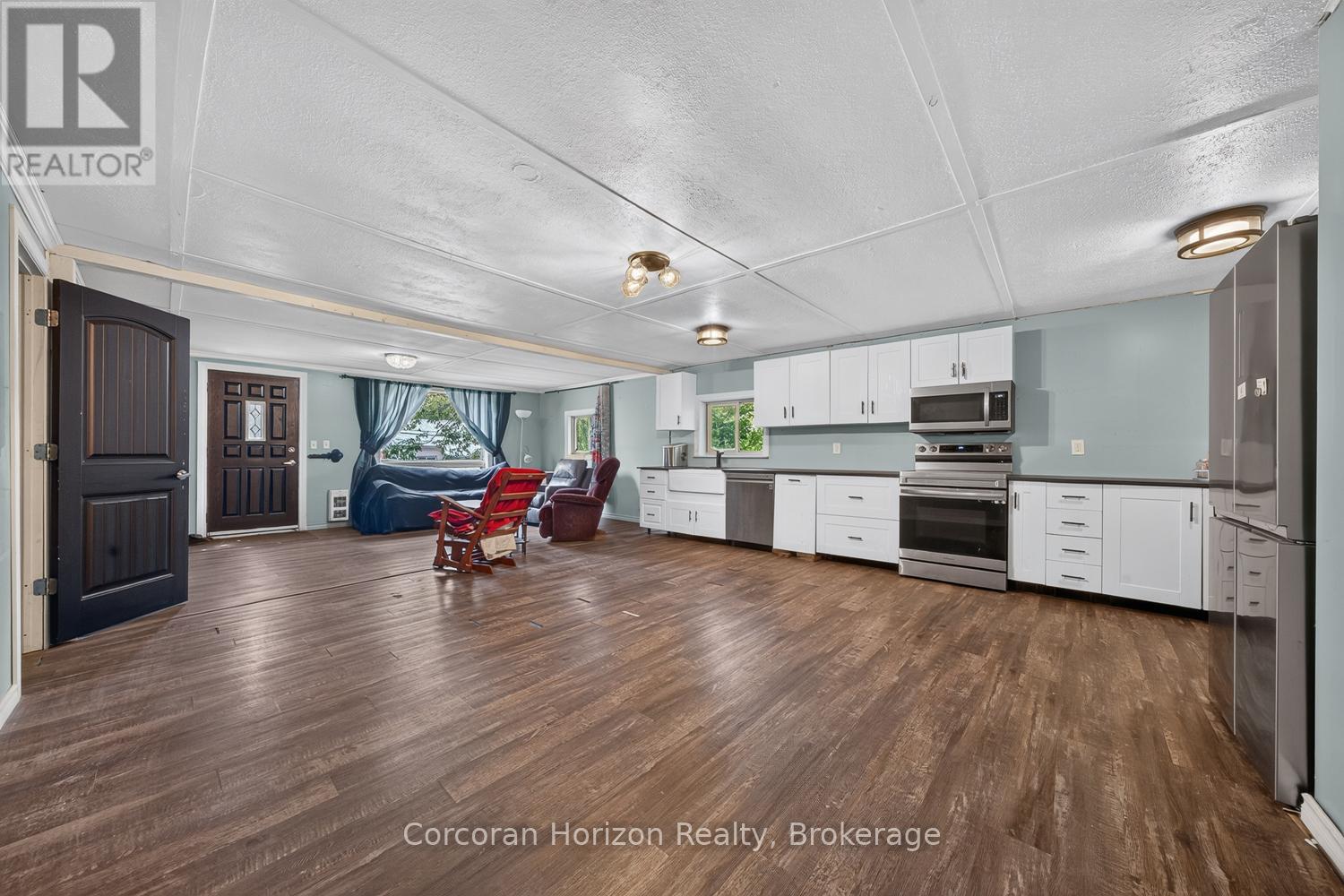 20 PARRY SOUND ROAD - Image 14