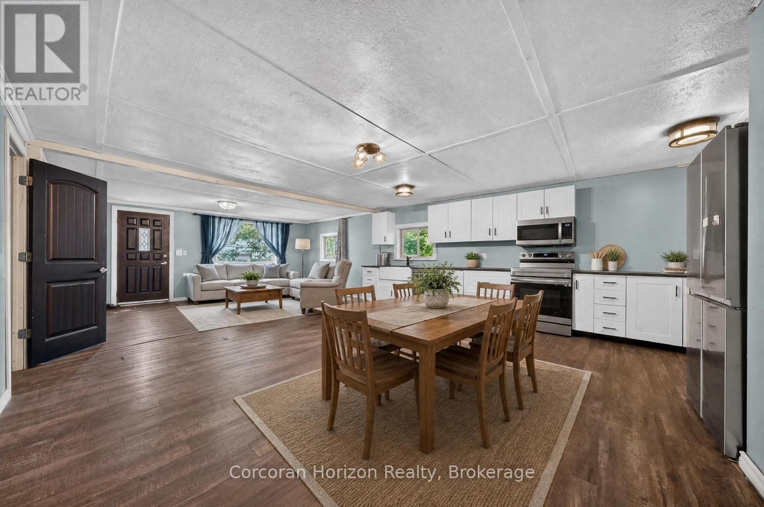 20 PARRY SOUND ROAD - 15