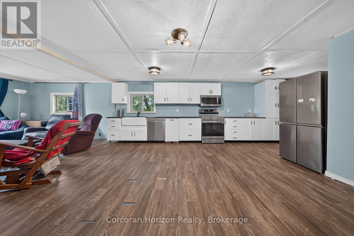 20 PARRY SOUND ROAD - 16