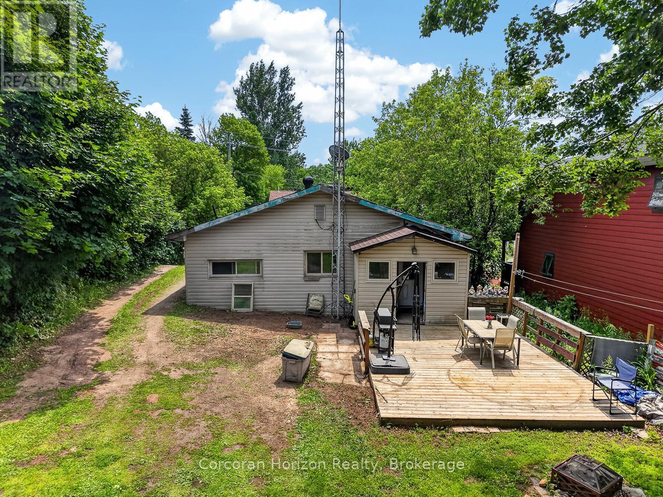 20 PARRY SOUND ROAD - 34