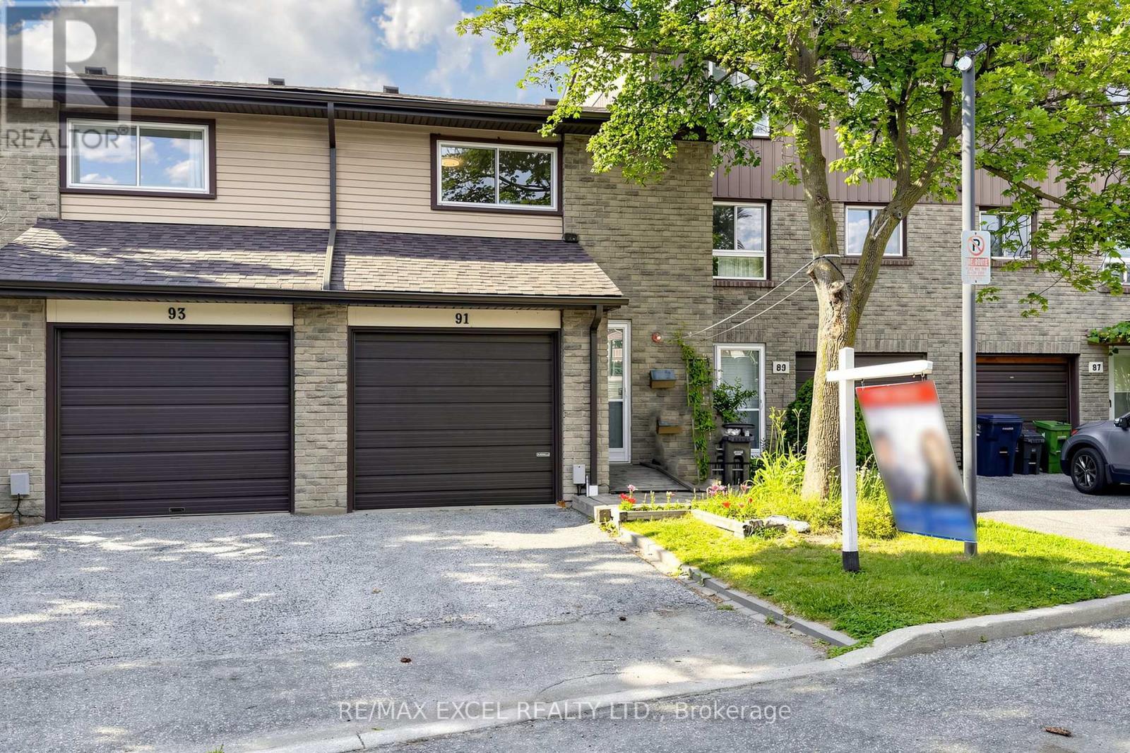 #91 1131 SANDHURST CIRCLE - 3