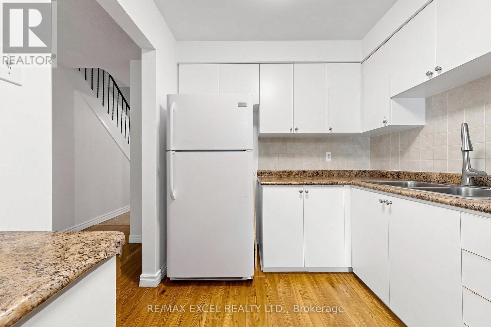 #91 1131 SANDHURST CIRCLE - 14
