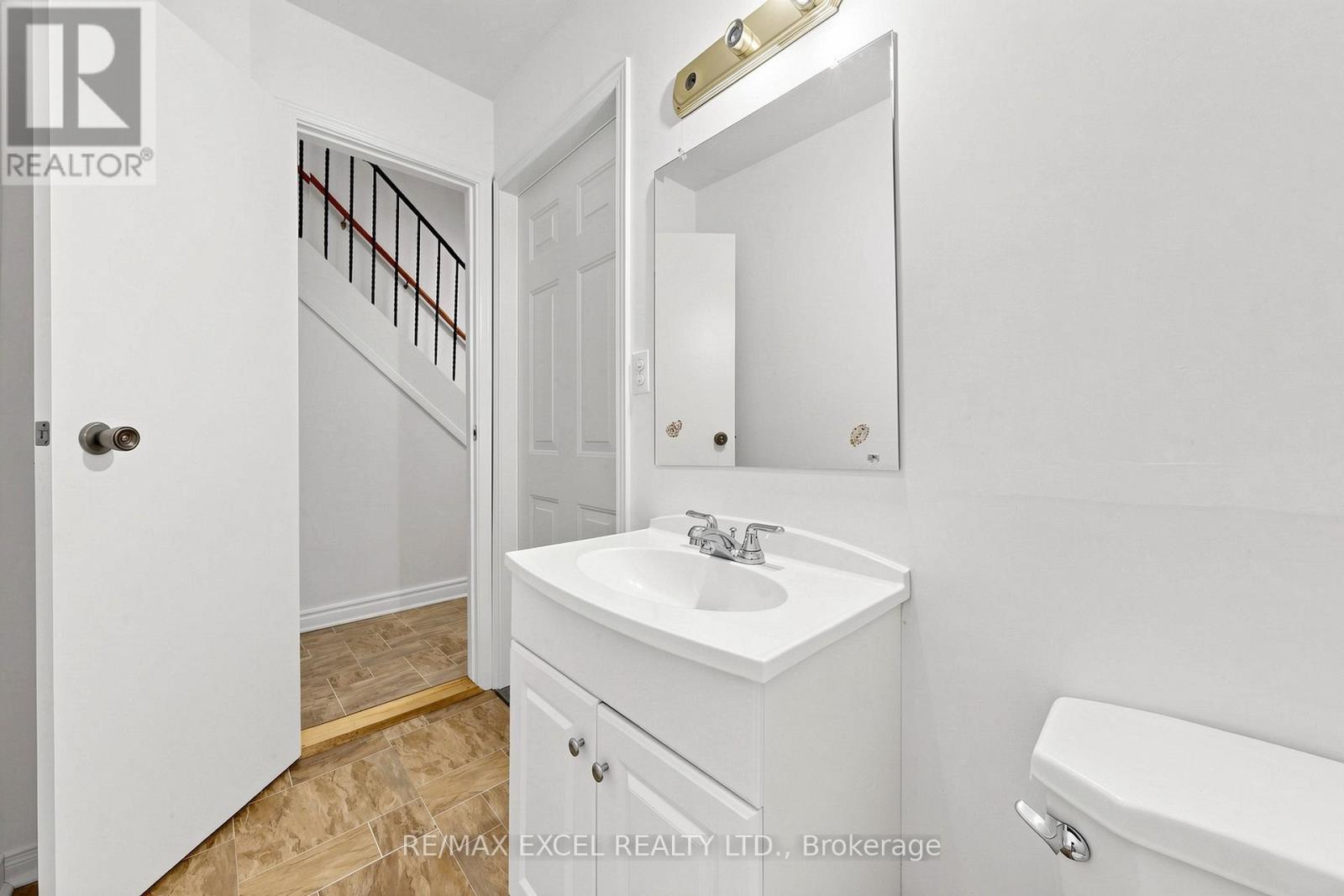 #91 1131 SANDHURST CIRCLE - 17