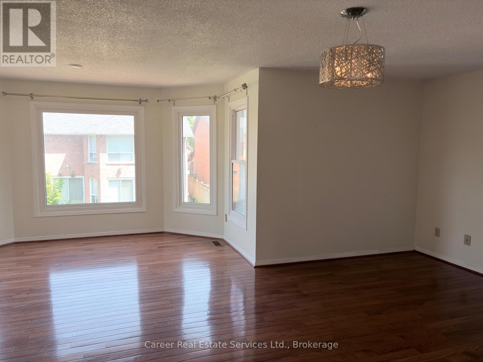 560 STEEPLE HILL - 14