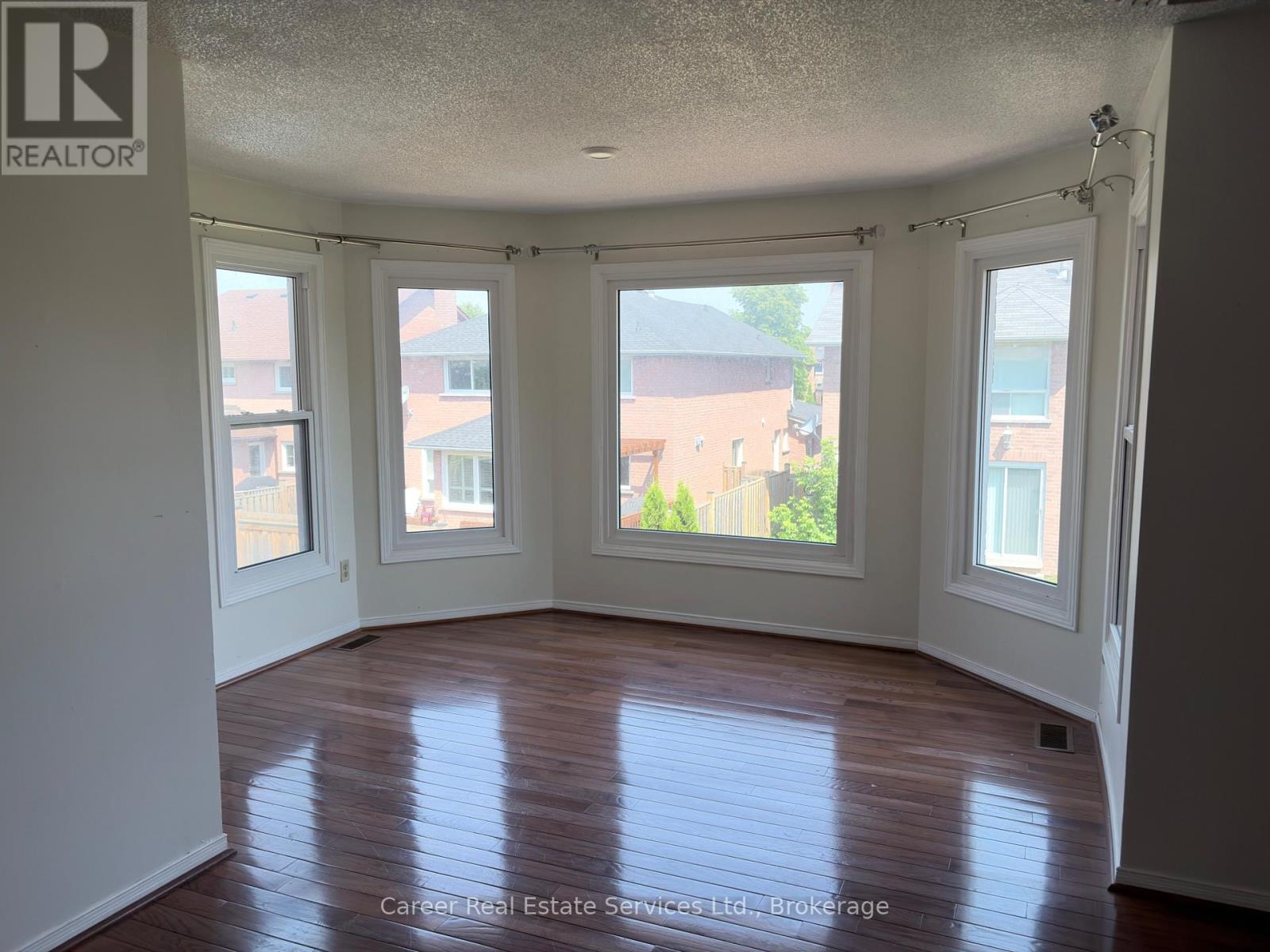 560 STEEPLE HILL - 16