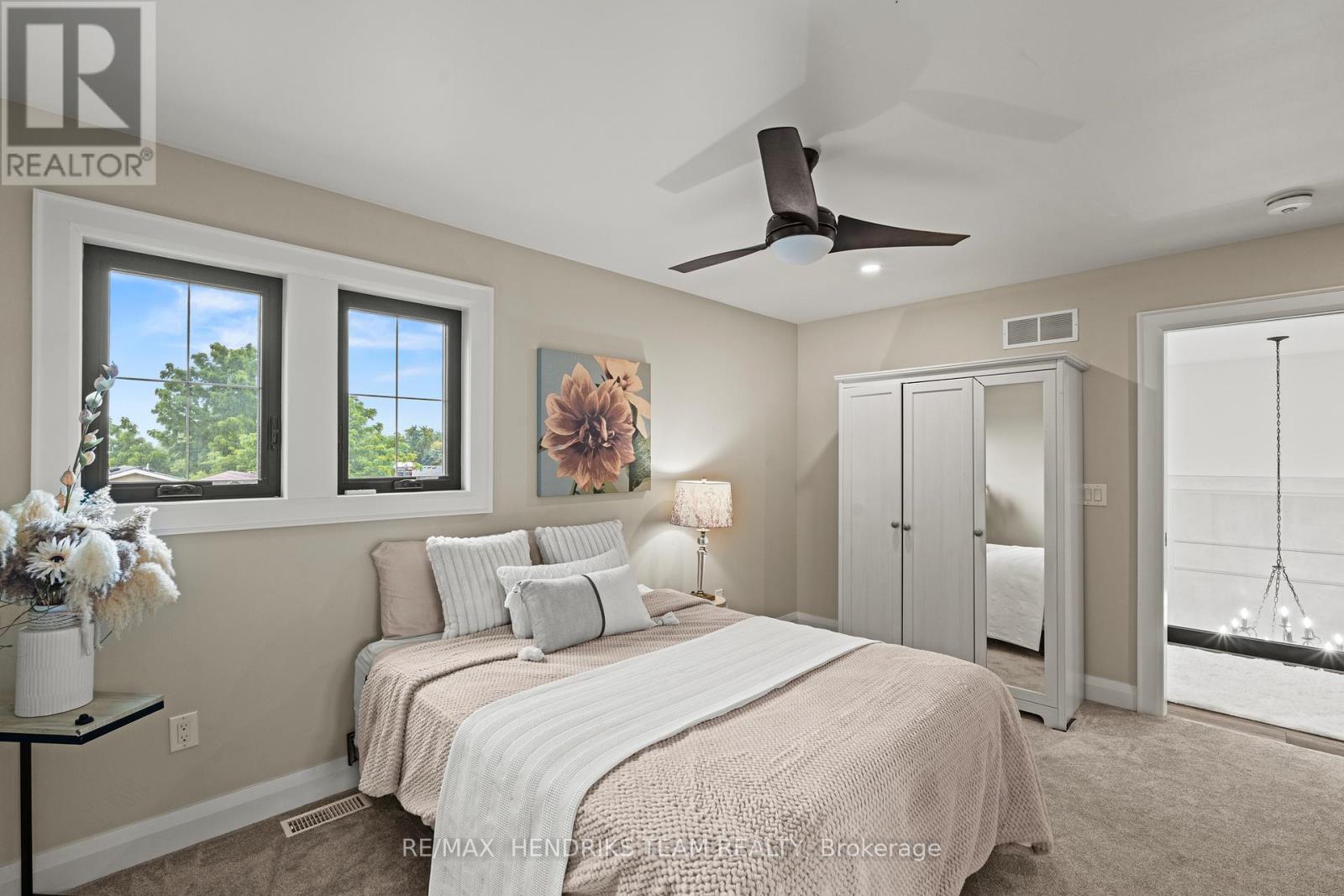 8 STANMARY DRIVE - 24