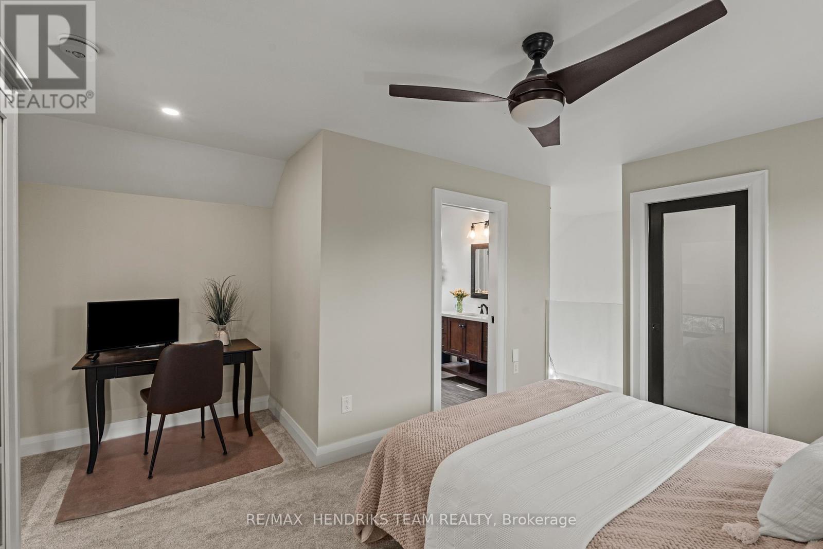8 STANMARY DRIVE - 26