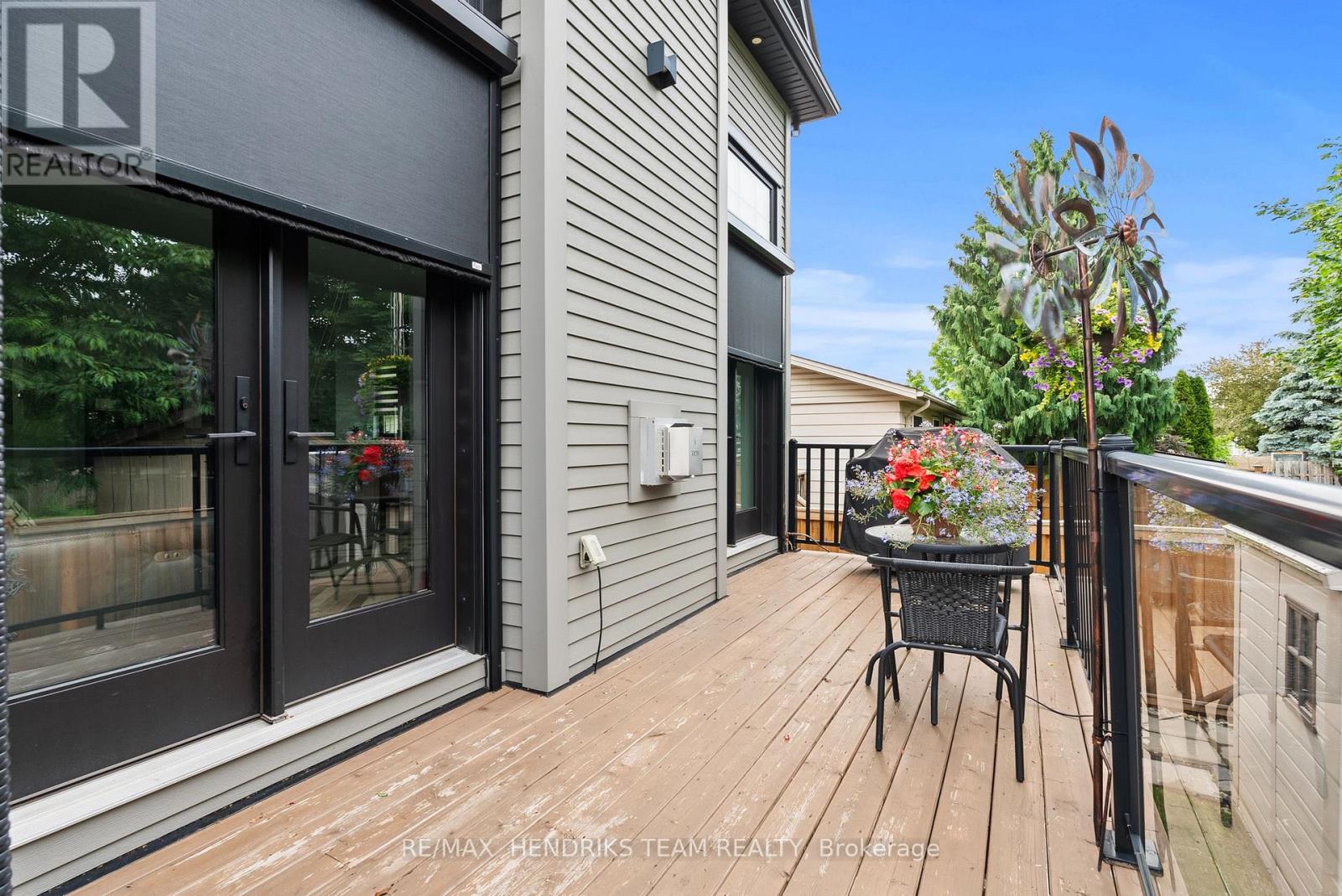 8 STANMARY DRIVE - 37