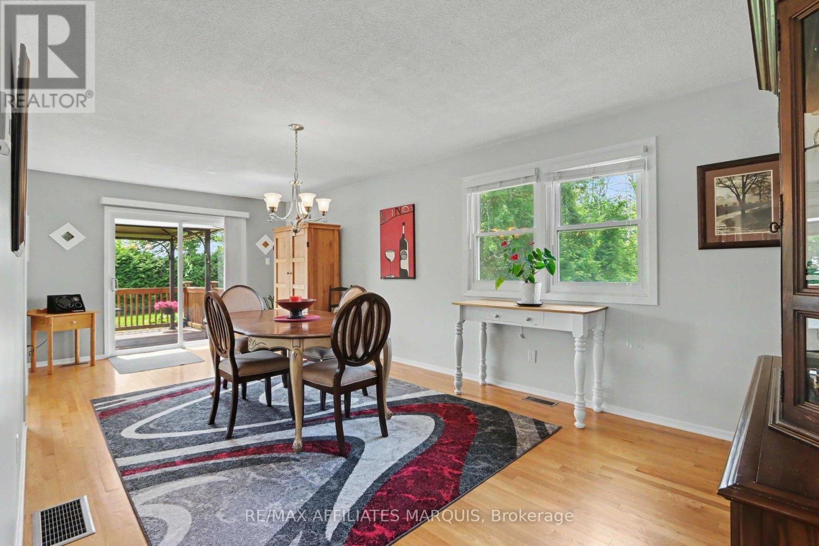 929 KITLEY/S ELMSLEY TOWNLINE RD,RR#4 ROAD - 15