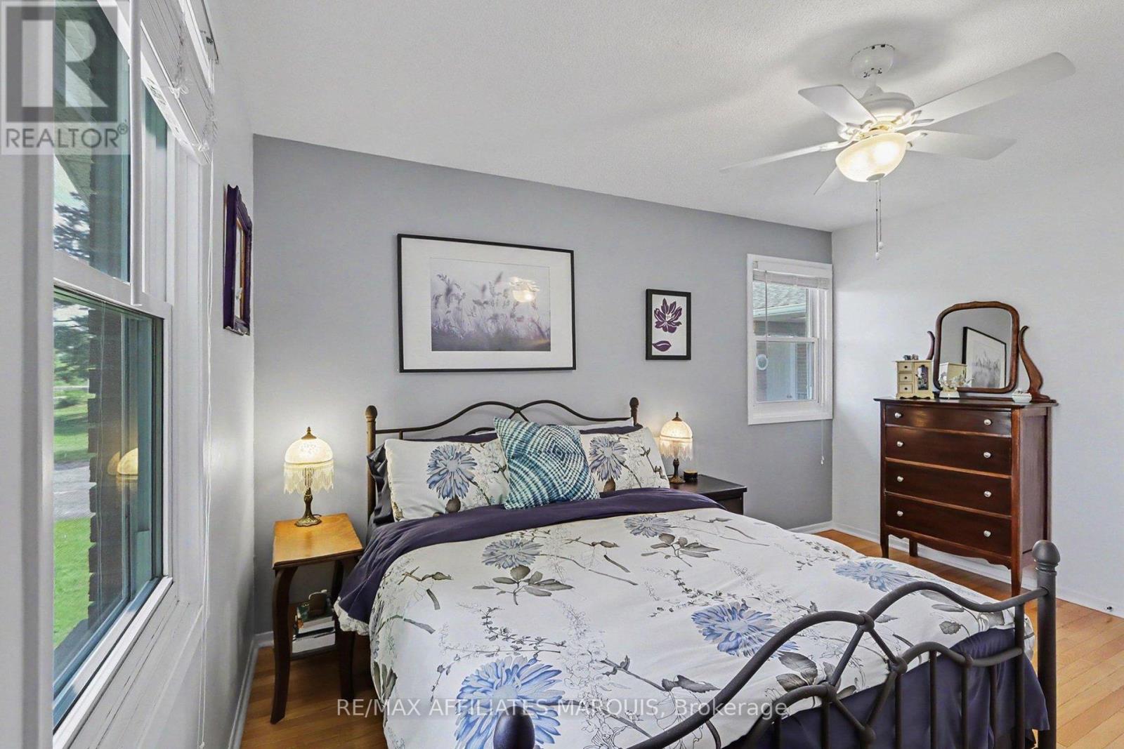 929 KITLEY/S ELMSLEY TOWNLINE RD,RR#4 ROAD - 20