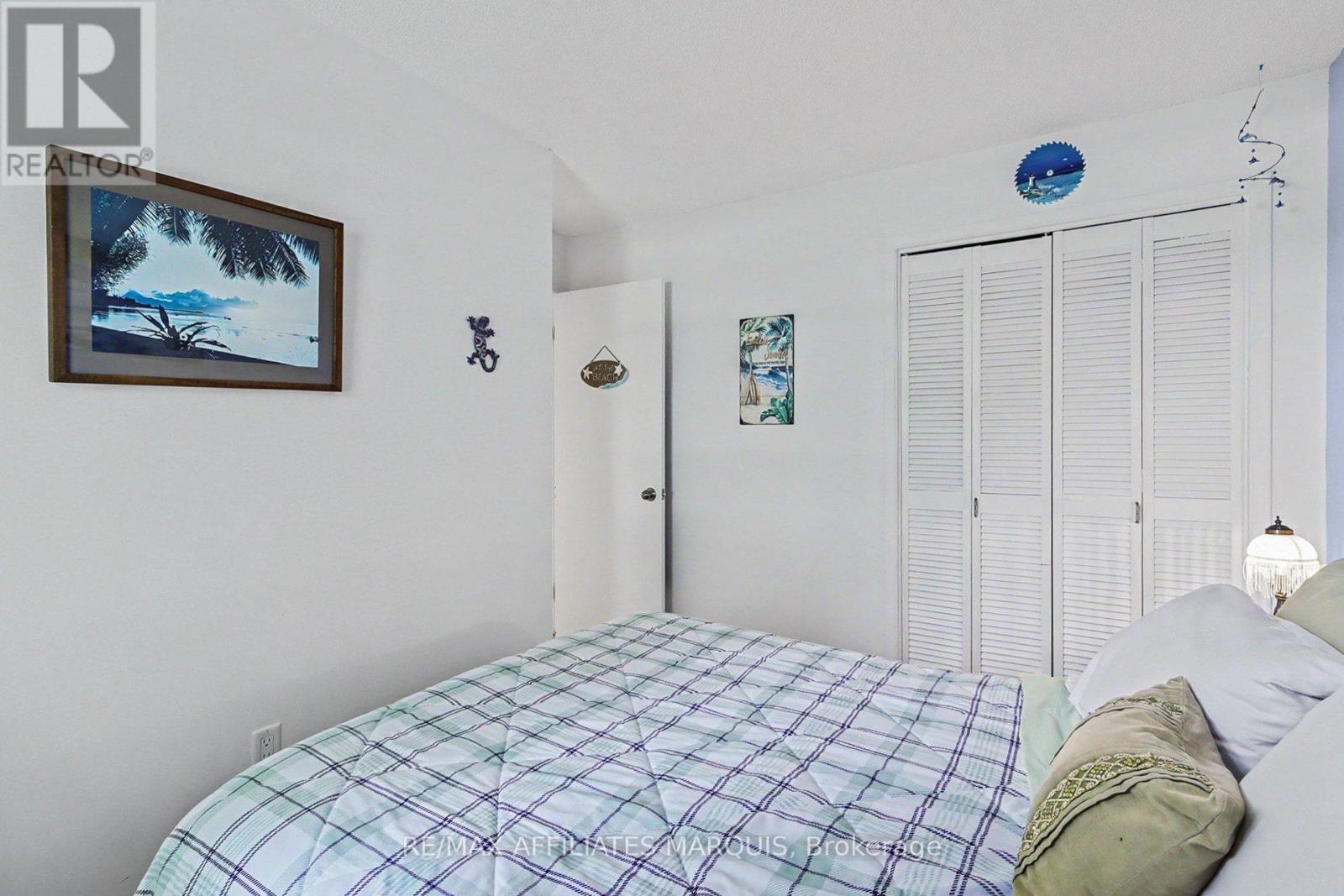 929 KITLEY/S ELMSLEY TOWNLINE RD,RR#4 ROAD - 23