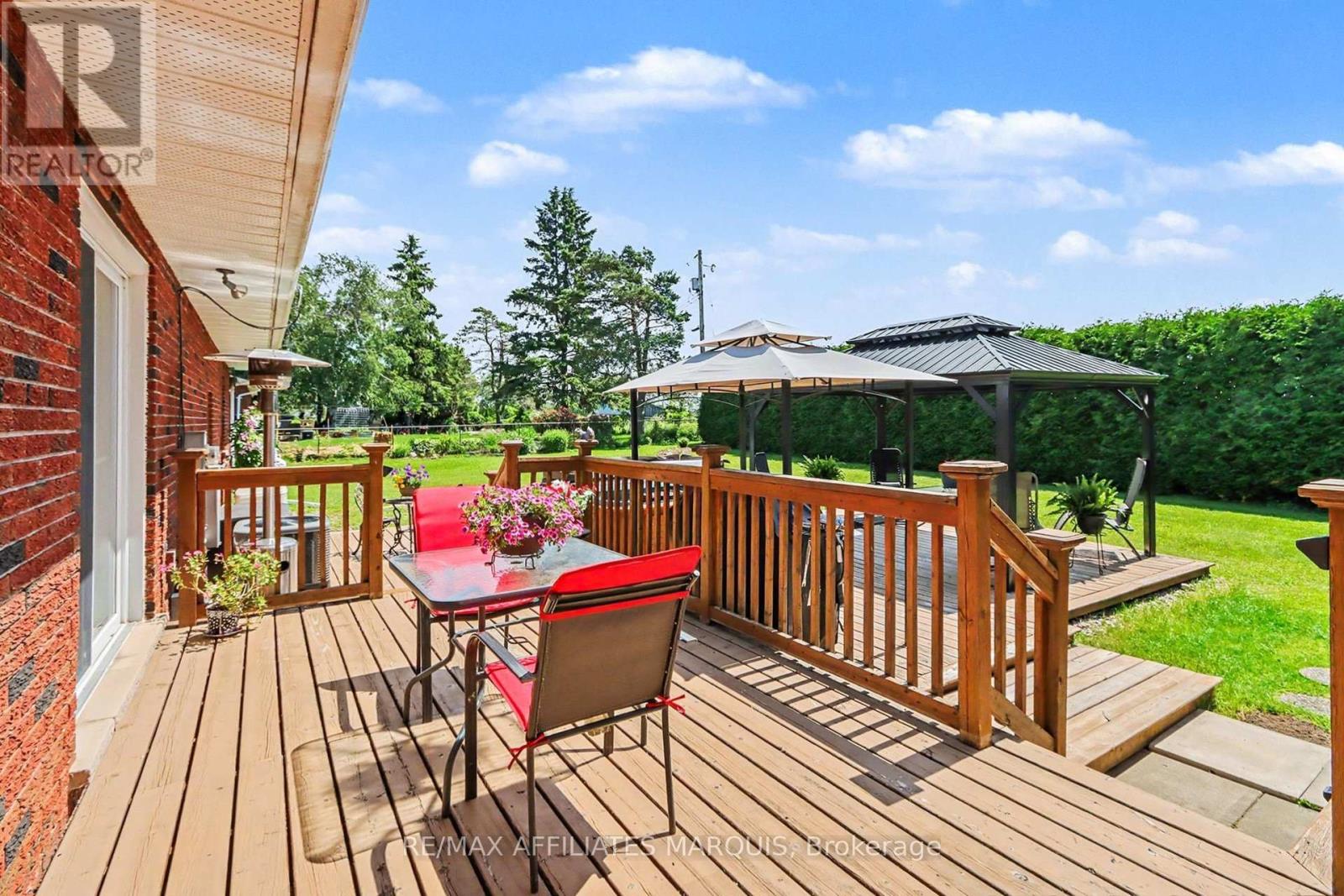 929 KITLEY/S ELMSLEY TOWNLINE RD,RR#4 ROAD - 37