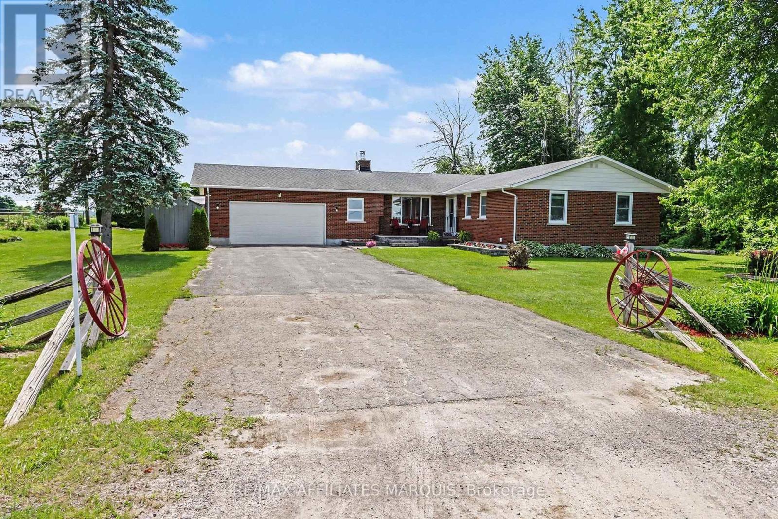 929 KITLEY/S ELMSLEY TOWNLINE RD,RR#4 ROAD - 5