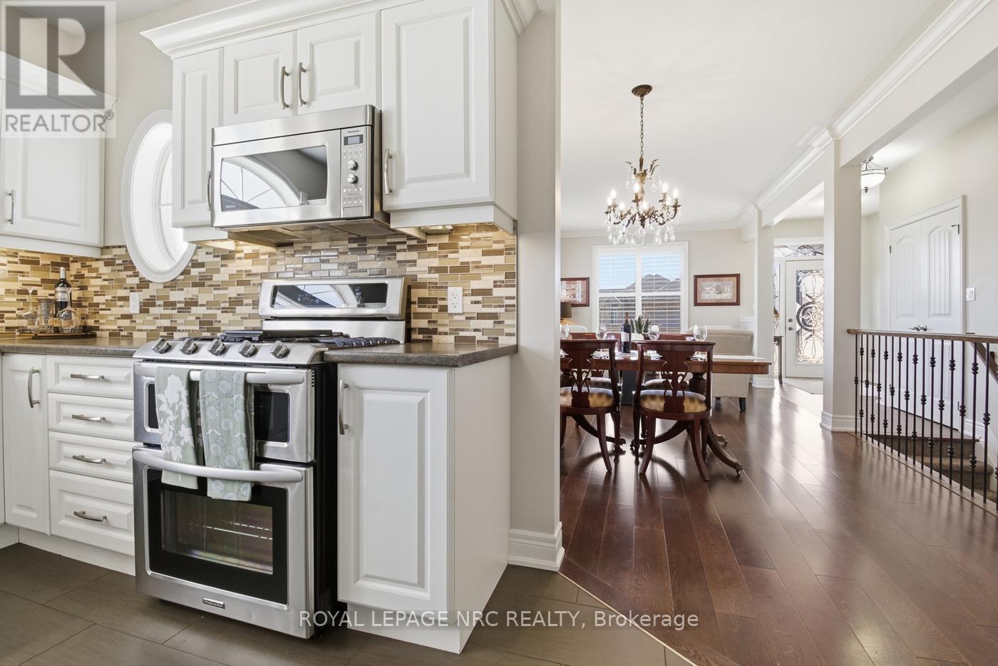 3930 VILLAGE CREEK DRIVE - Image 12