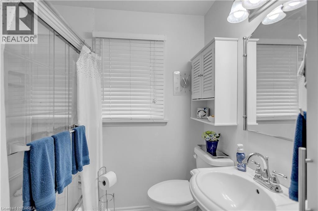 3-bedroom home for sale at 23 TYRELL Street, Simcoe ON · photo 19 of 43