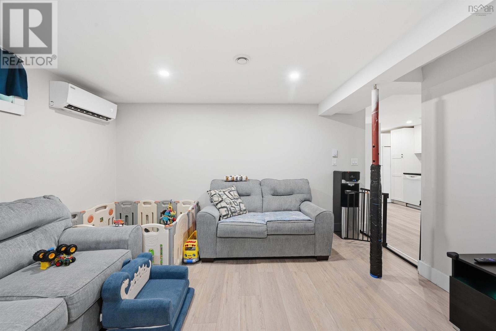 8B Gordon Street - 28