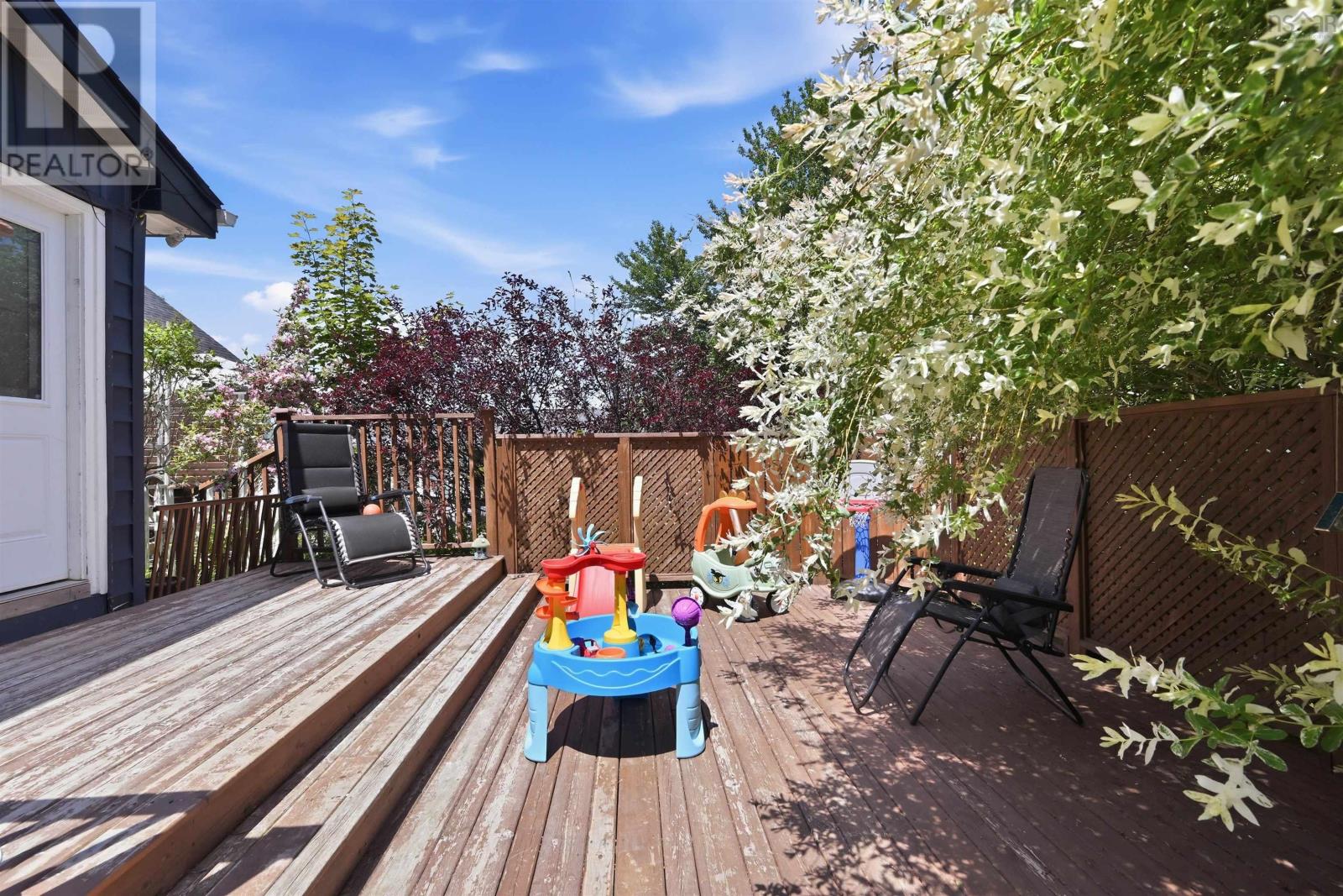 8B Gordon Street - 39