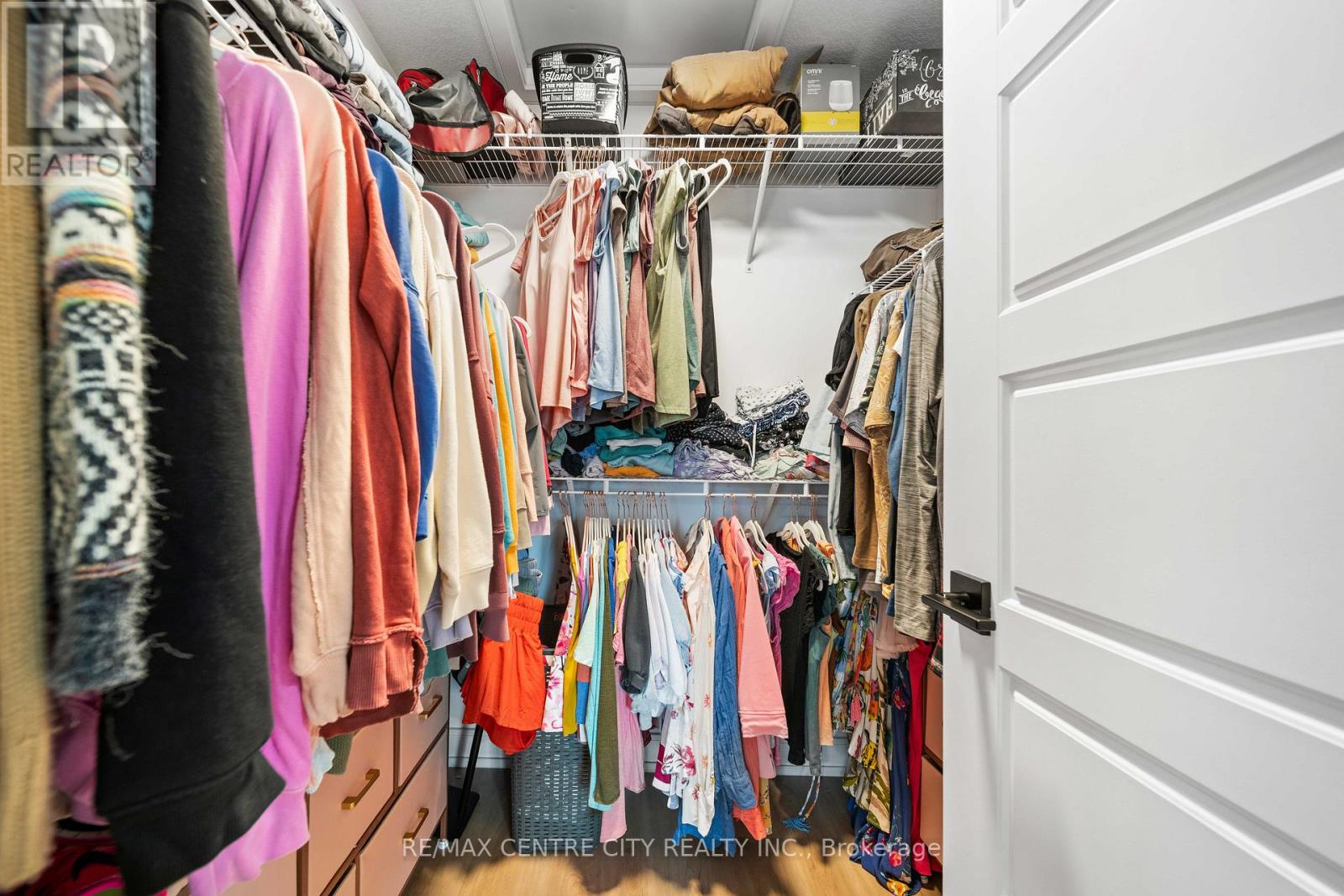 76 STYLES DRIVE - Image 21
