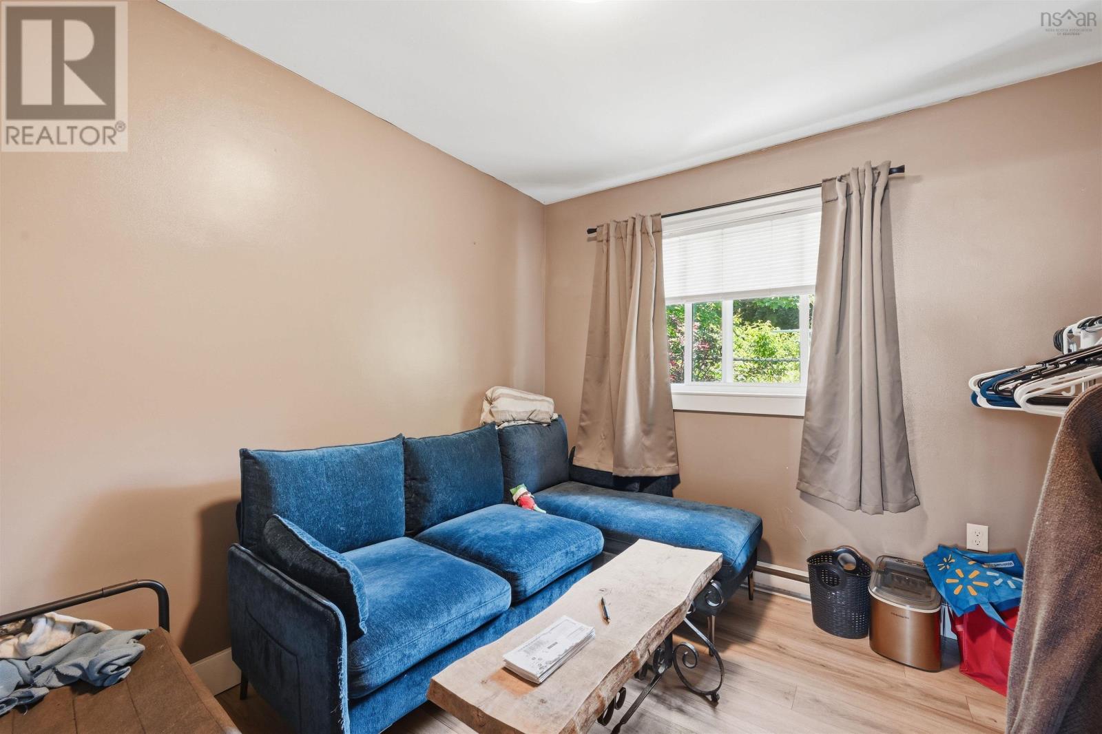 8B Gordon Street - 11