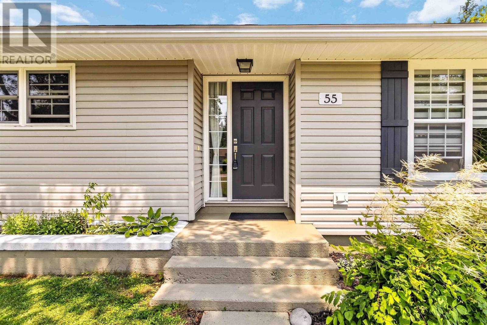 55 RICHARDSON Street - 6