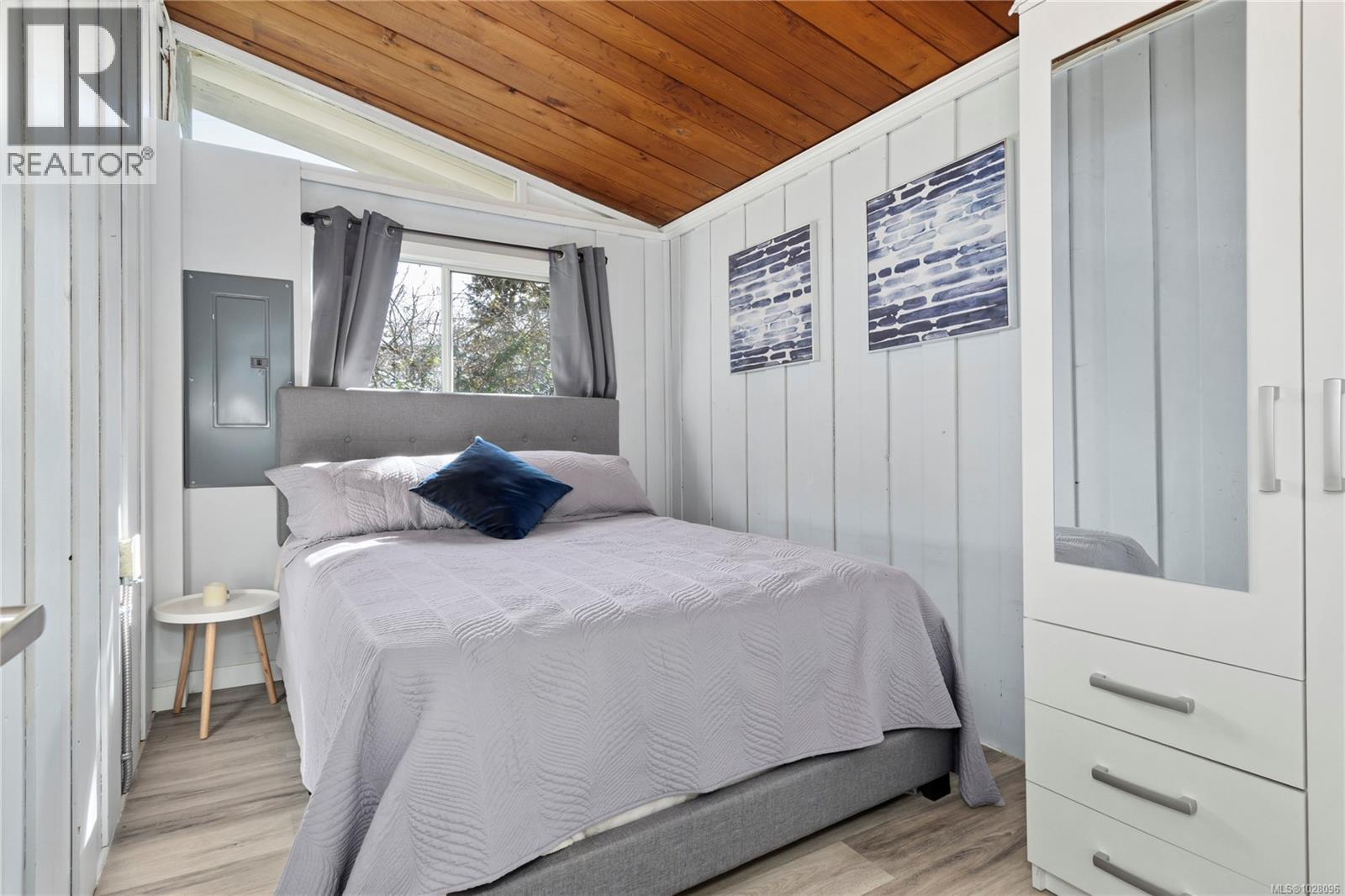 3678 ISLAND Hwy S, Campbell River