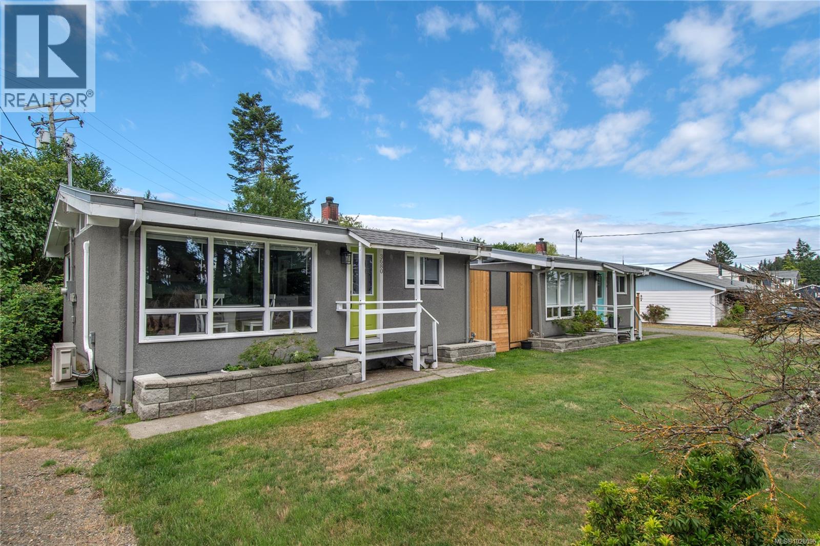 3678 ISLAND Hwy S, Campbell River