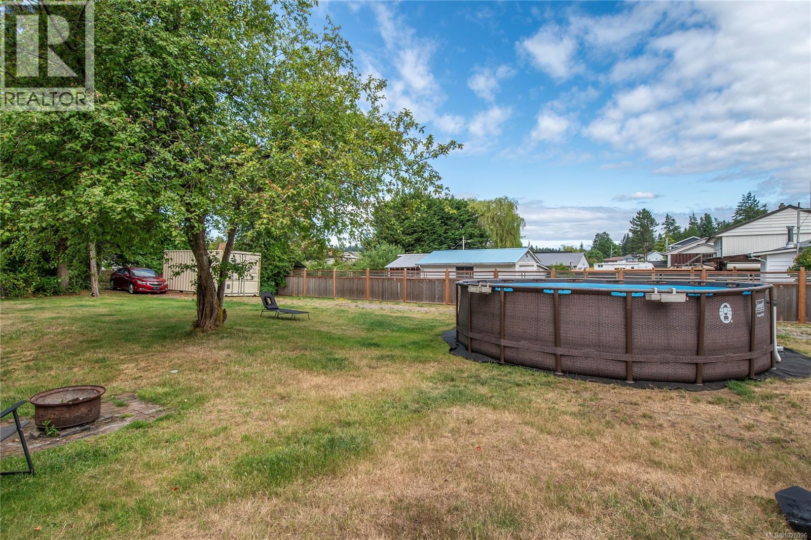 3678 ISLAND Hwy S, Campbell River