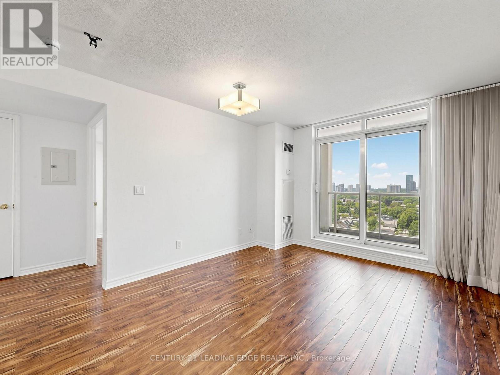 #1601 18 KENASTON GARDEN - 15