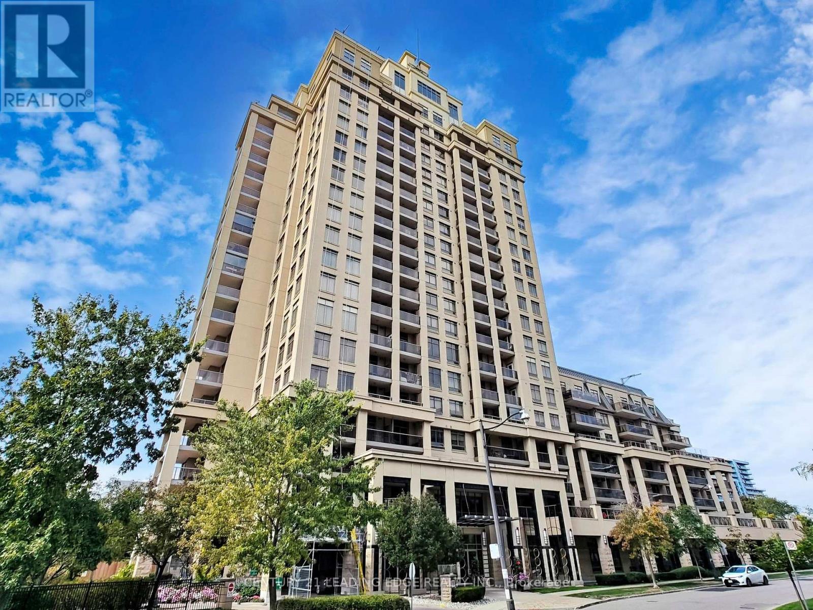 #1601 18 KENASTON GARDEN - 2