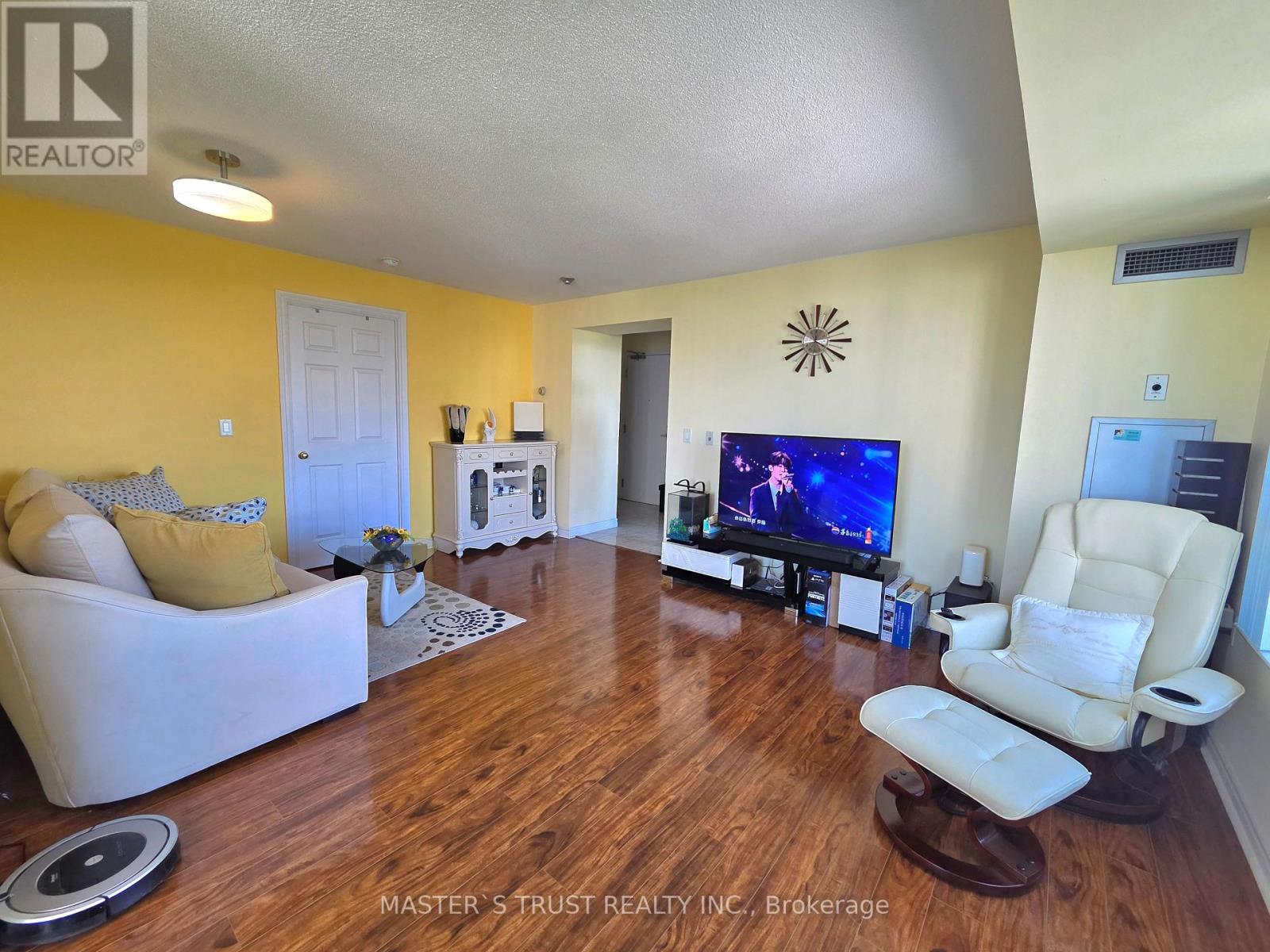 #1007 2627 MCCOWAN ROAD - 17