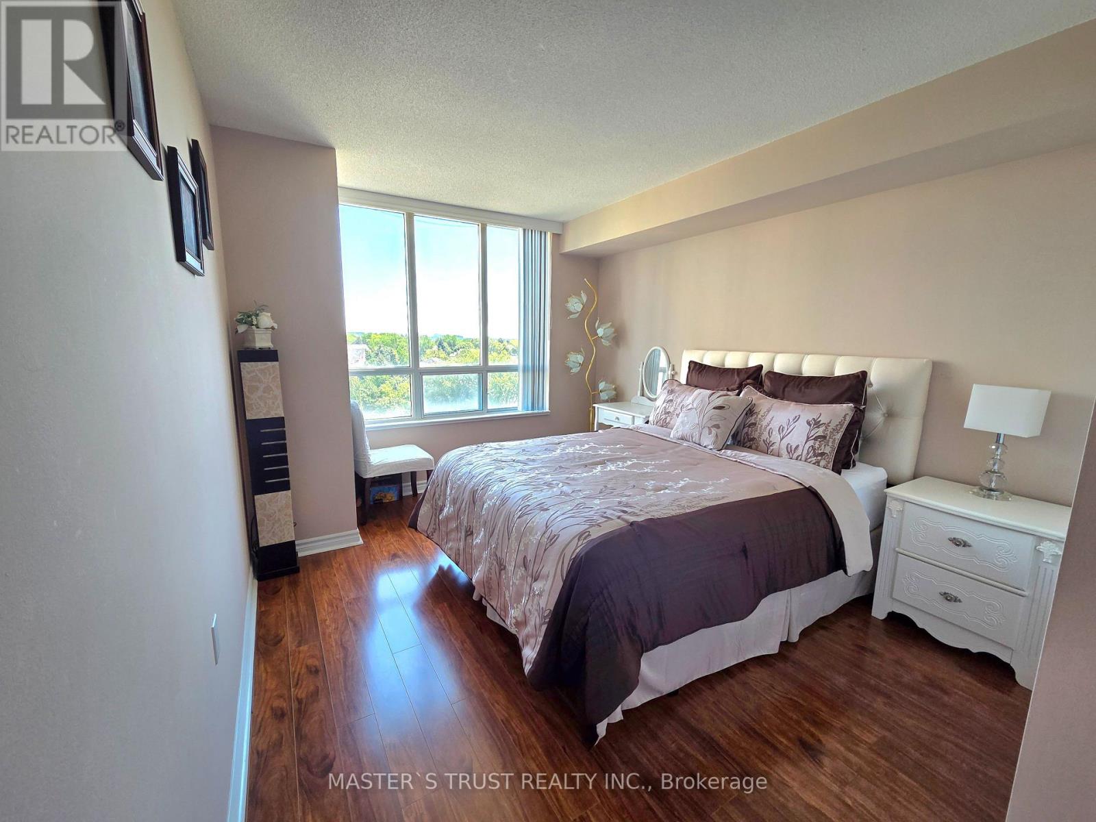 #1007 2627 MCCOWAN ROAD - 22