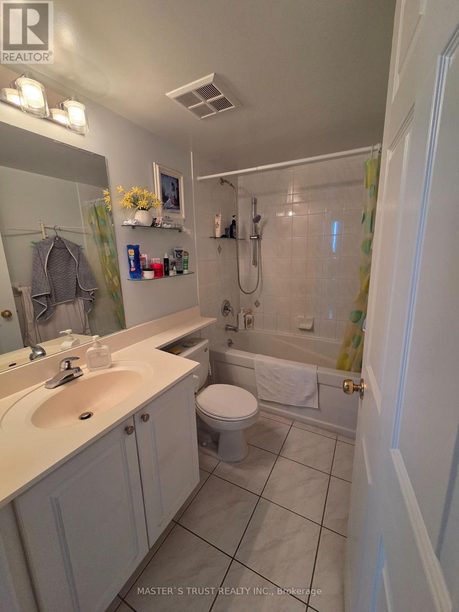 #1007 2627 MCCOWAN ROAD - 25