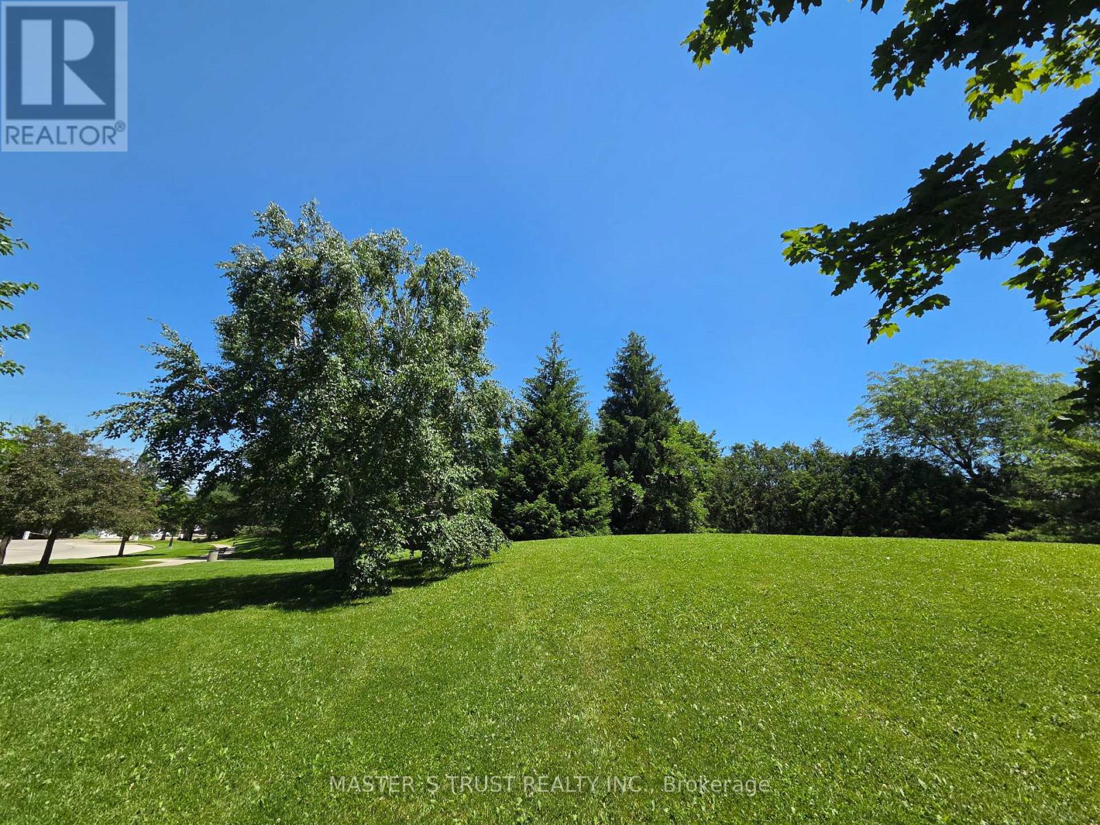 #1007 2627 MCCOWAN ROAD - 4