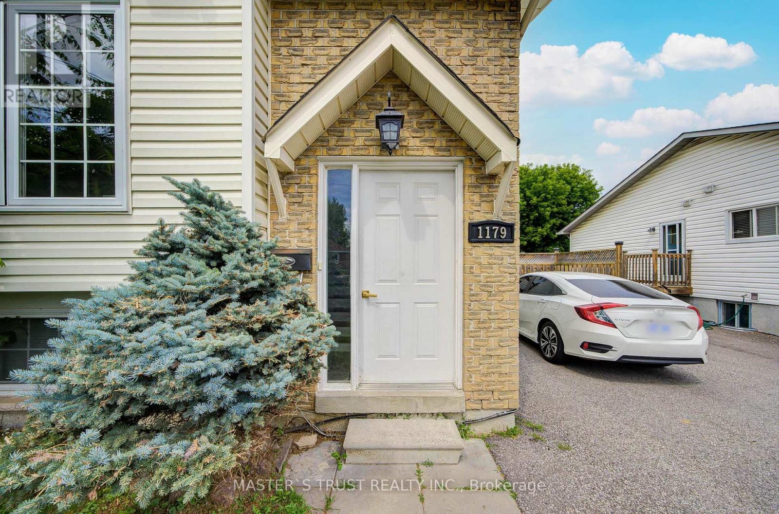 1179 SIMCOE STREET S - 1