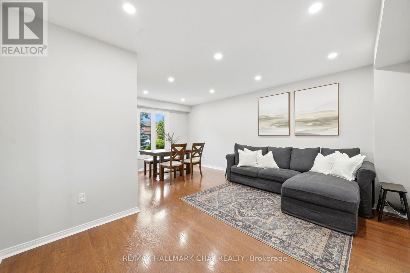 4 DANIELE AVENUE S - 15