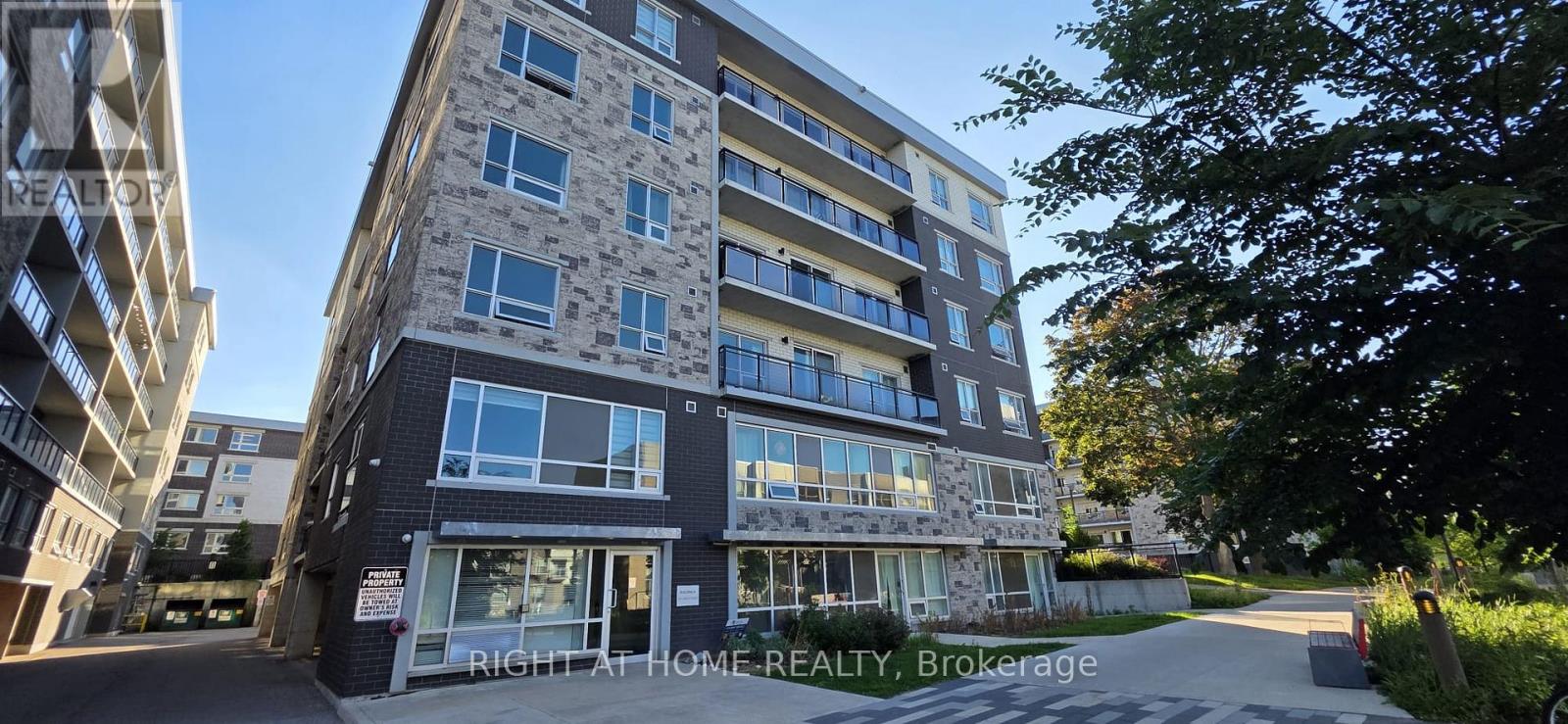 #206 275A LARCH STREET - 2