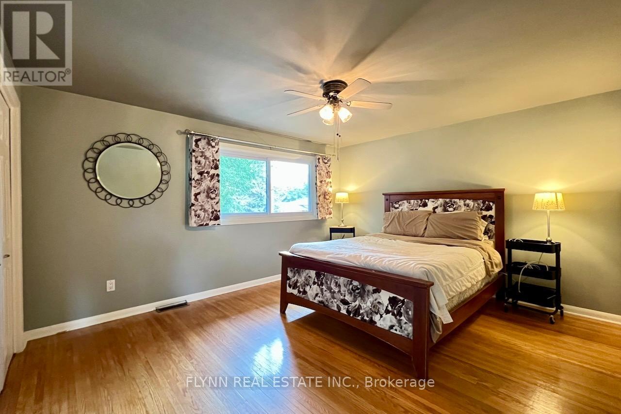 3020 SAINT GEORGE AVENUE - 27