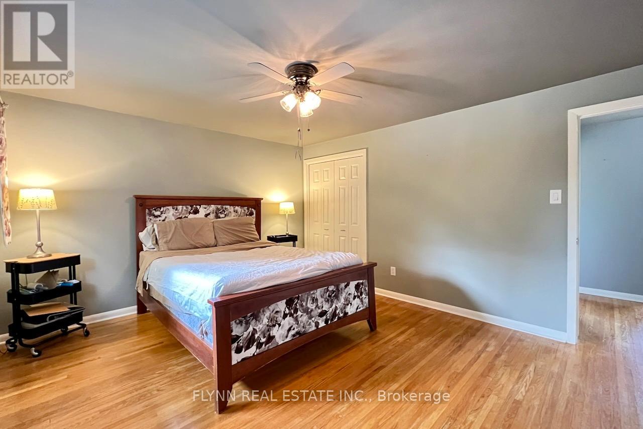 3020 SAINT GEORGE AVENUE - 28
