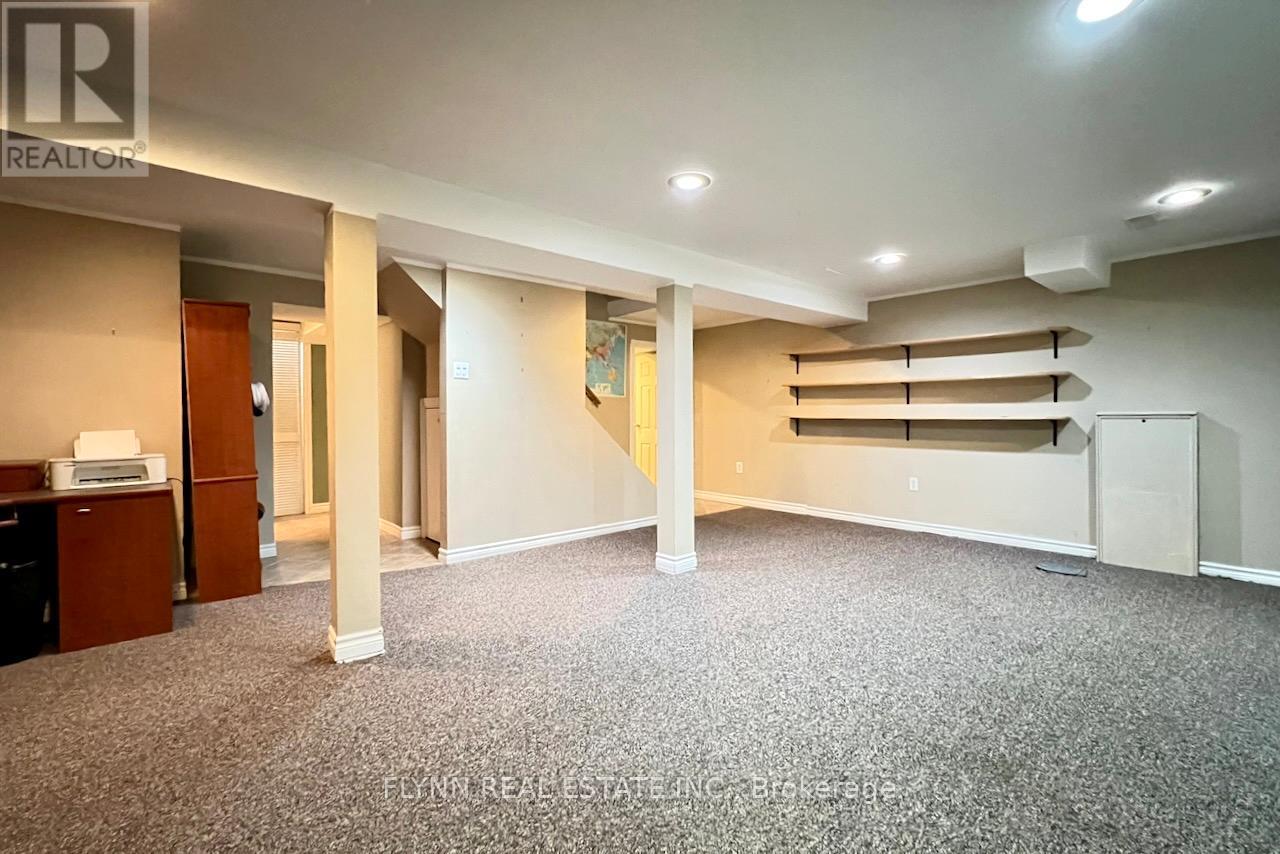 3020 SAINT GEORGE AVENUE - 33
